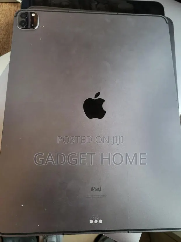 Apple iPad Pro 13 (2024) 512 GB Black · Photo 1