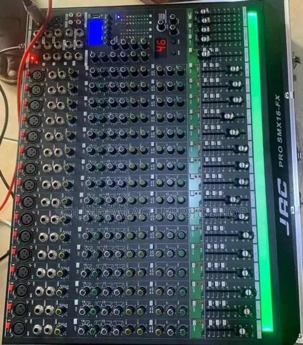 Jac Pro SMX16-FX 16-Channel Professional Audio Mixer · Photo 1