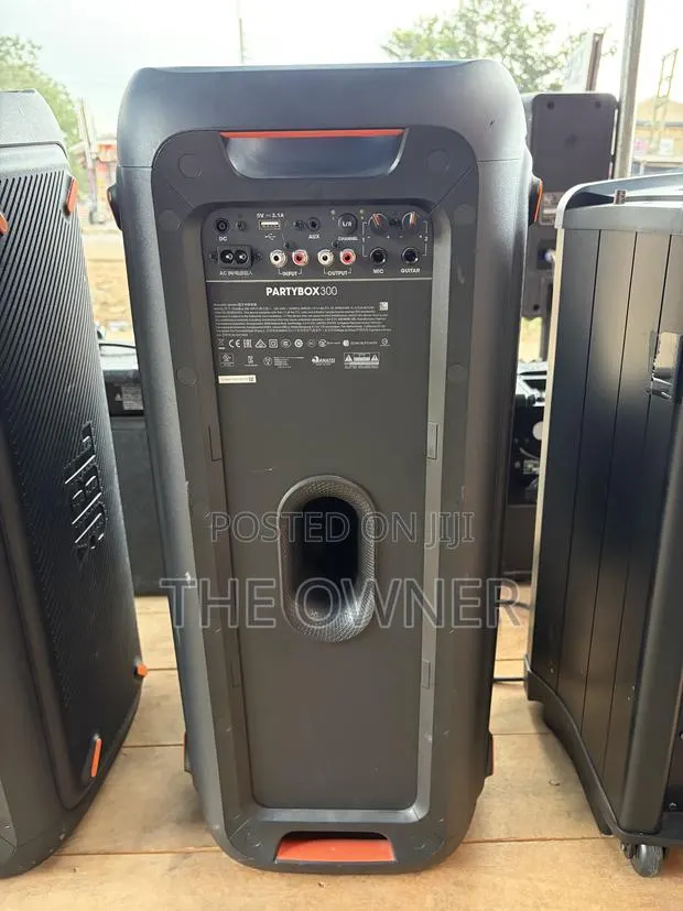 JBL Party Box 300 · Photo 1