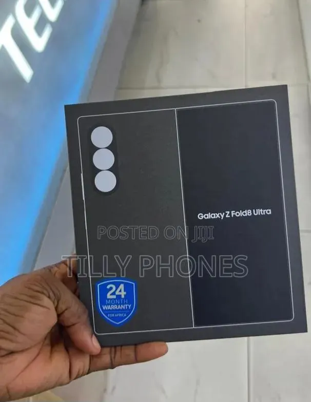 New Samsung Galaxy Z Fold8 Ultra 512 GB Black · Photo 1