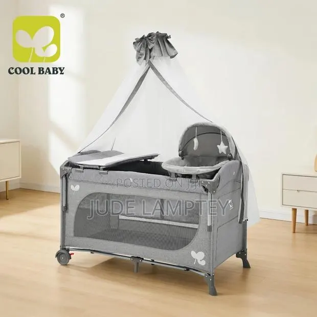 Multifunctional Baby Cot · Photo 1