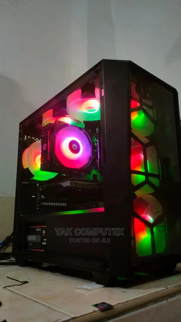 New Desktop Computer MSI Gaming 27 6QE 16GB Intel Core I7 SSD 256GB · Photo 1