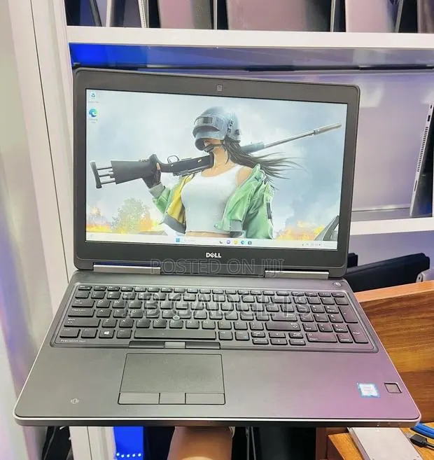 Laptop Dell Precision 15 7520 32GB Intel Core i7 SSD 512GB · Photo 1