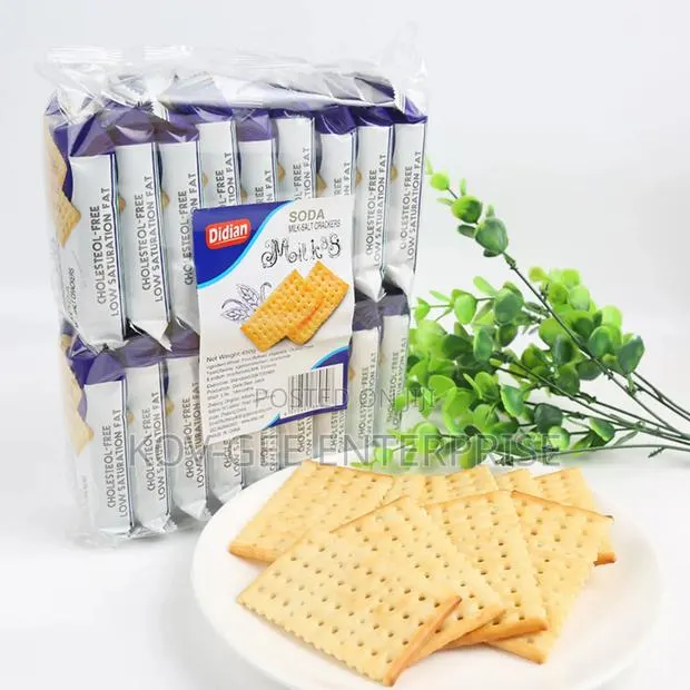 Milk Salt Soda Cracker Biscuit (Pack of 18) · Photo 1
