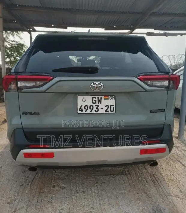Toyota RAV4 Adventure AWD 2020 Green