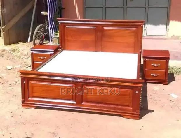 Quality Queen Size Wood Bed Frame · Photo 1