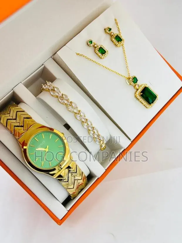 Gucci Gold-Toned Watch Bracelet Earrings Necklace Valentine Gift Set · Photo 1