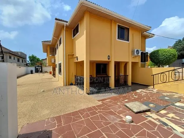 7bdrm House in Spintex for sale · Photo 1