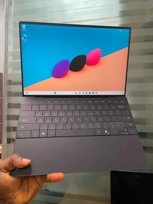 Laptop 12GB Intel Core i7 SSD 1T · Photo 1