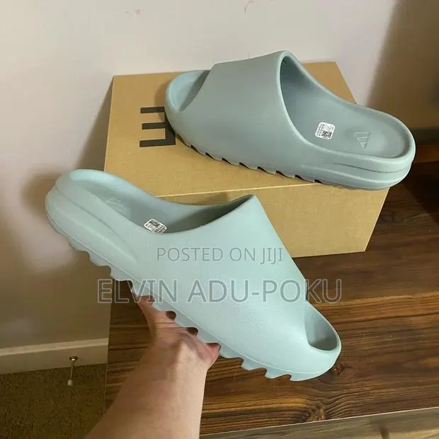 Adidas Yeezy “ Salt “ Flat Slides · Photo 1