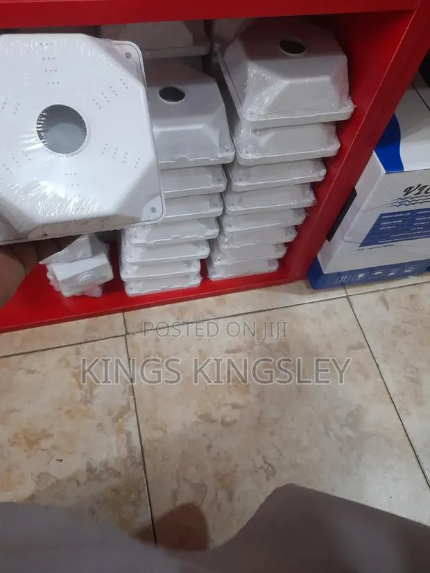 Juntion Box · Photo 1