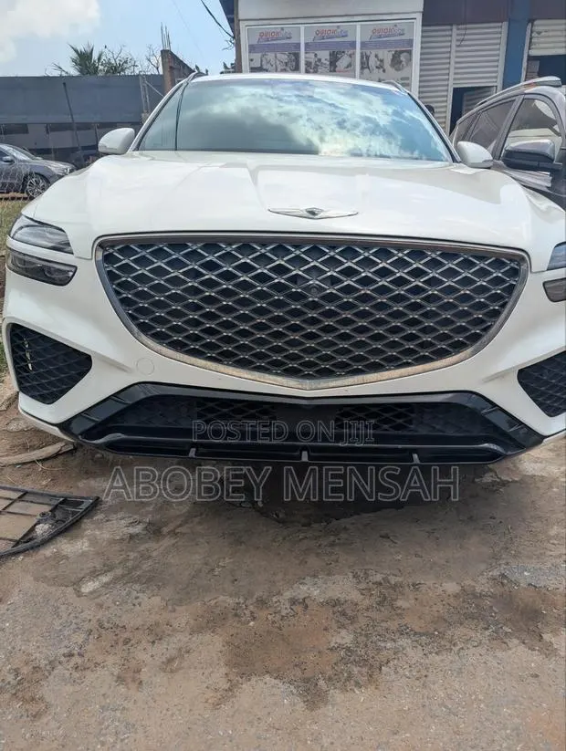 Genesis GV70 3.5 Petrol AWD 2022 White · Photo 1