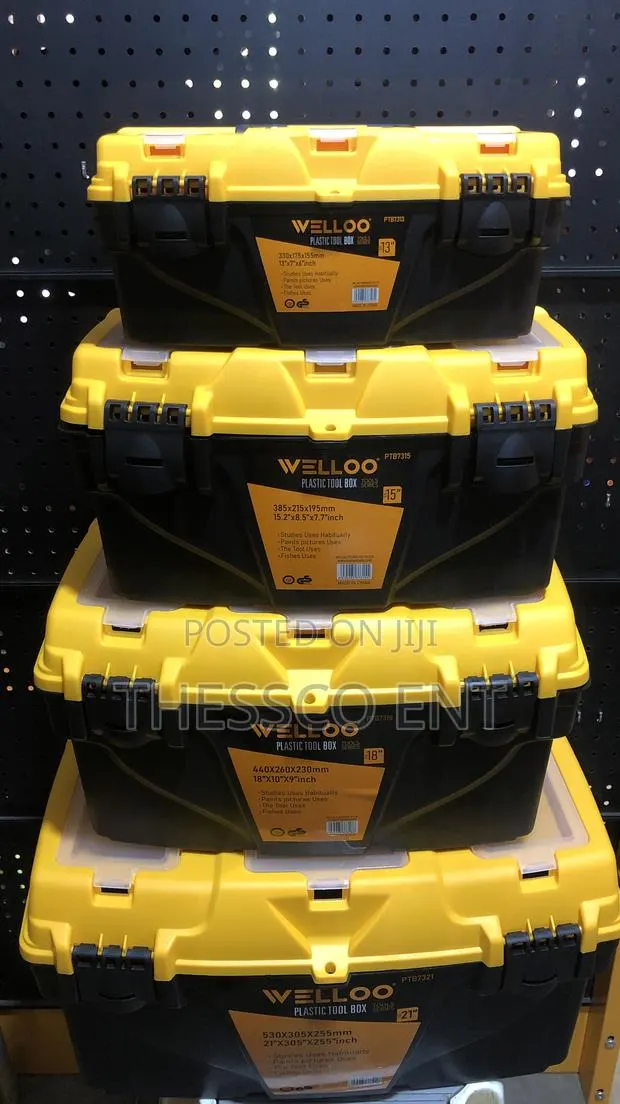 Plastic Tool Box · Photo 1