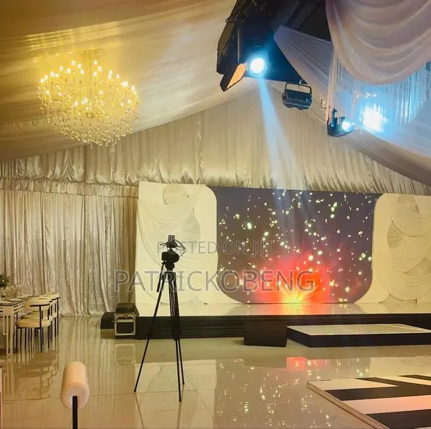 Backdrop Plasma · Photo 1