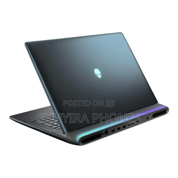 New Laptop Alienware 18 Area-51 32GB Intel Core Ultra 9 SSD 2T · Photo 1