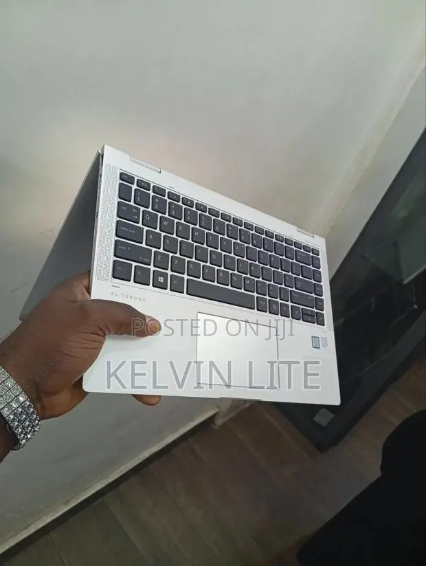 Laptop HP EliteBook X360 1030 G3 8GB Intel Core i5 SSD 256GB · Photo 1