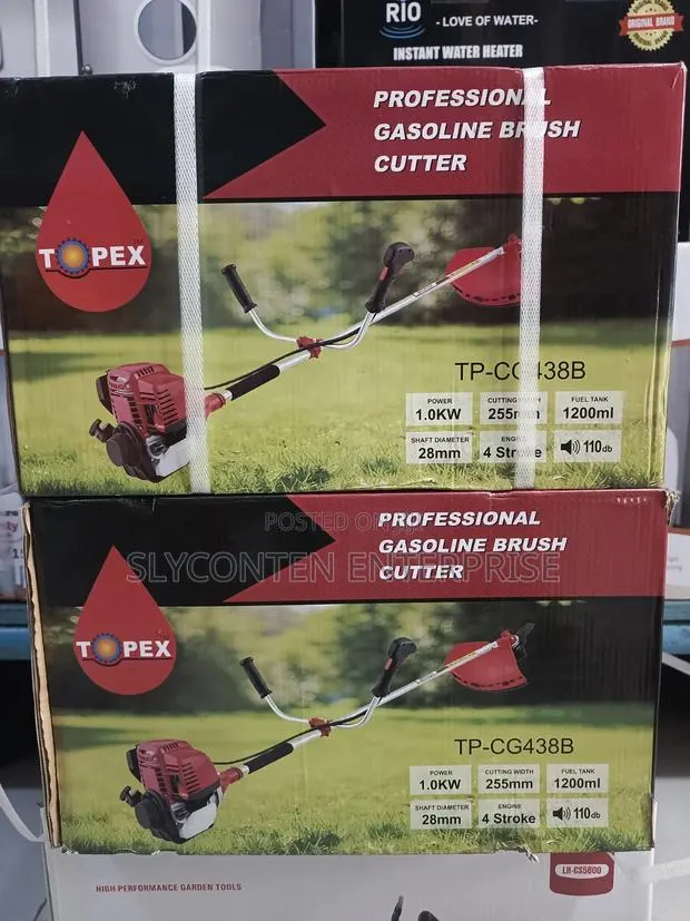 Topex 4 Stroke Brush Cutter Mower · Photo 1