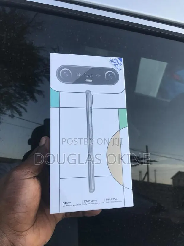 New Tecno Camon Slim 256 GB White · Photo 1