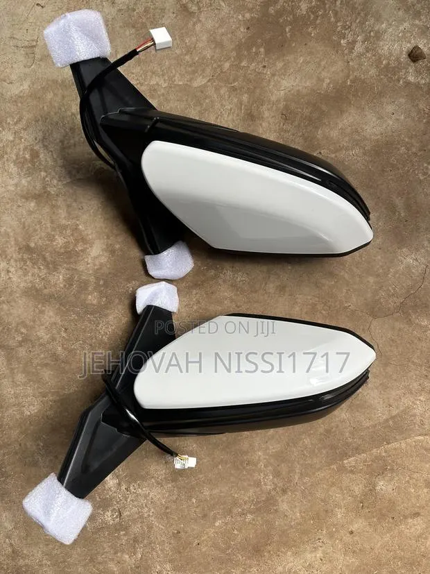 Honda Civic 2016 - 2019 Mirror With Light · Photo 1
