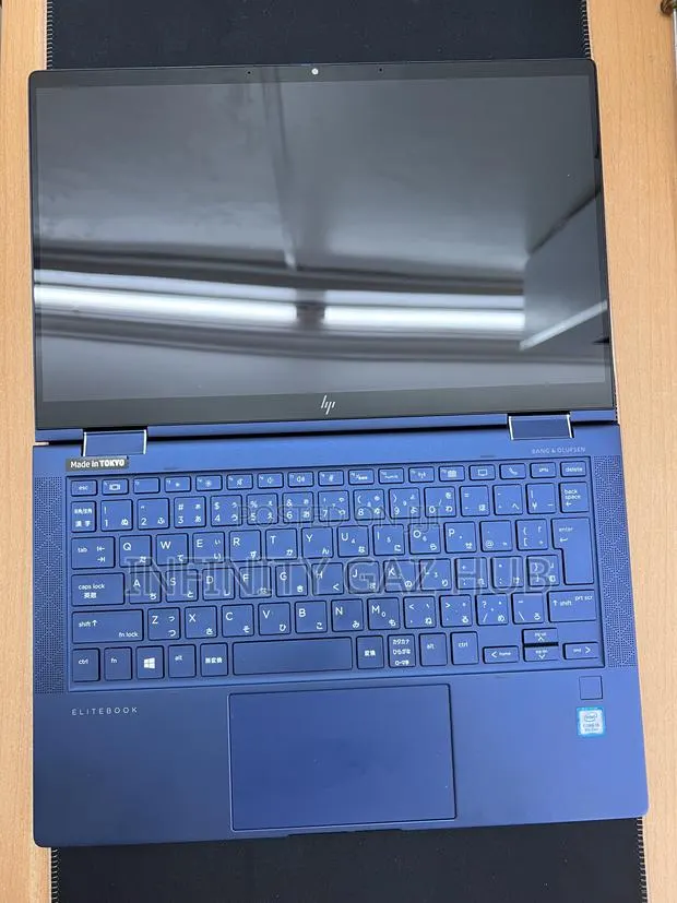 Laptop HP Dragonfly G3 8GB Intel Core i5 SSD 256GB · Photo 1