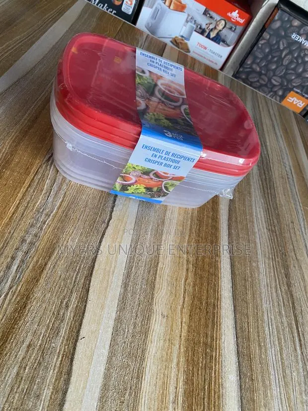 3pcs Airtight Food Storage Containers With Red Lids · Photo 1