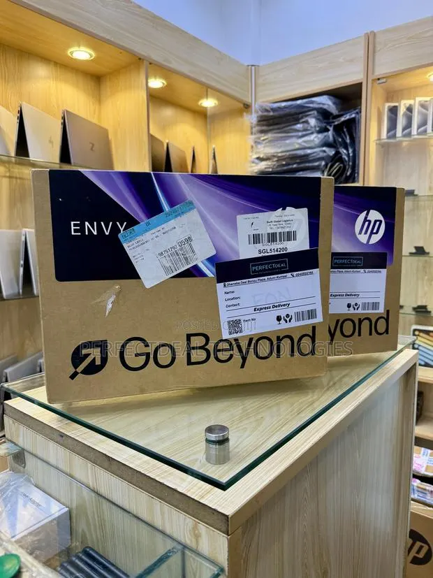 New Laptop HP Envy 14 16GB AMD Ryzen 5 SSD 512GB · Photo 1