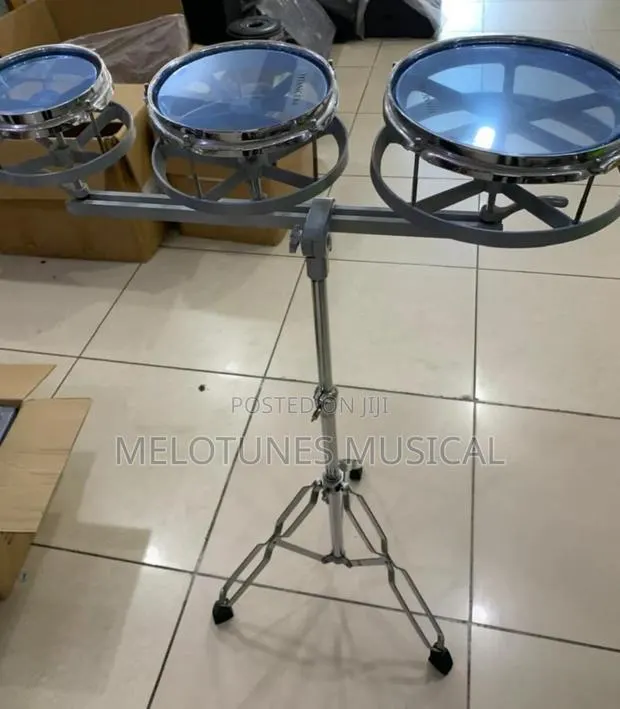 Rototom Drum Set With a Stand · Photo 1