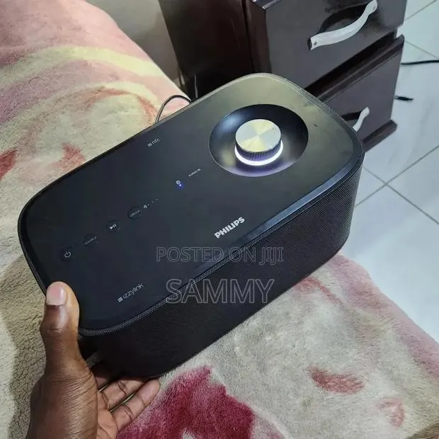 Philips Izzylink NFC Bluetooth Speaker · Photo 1
