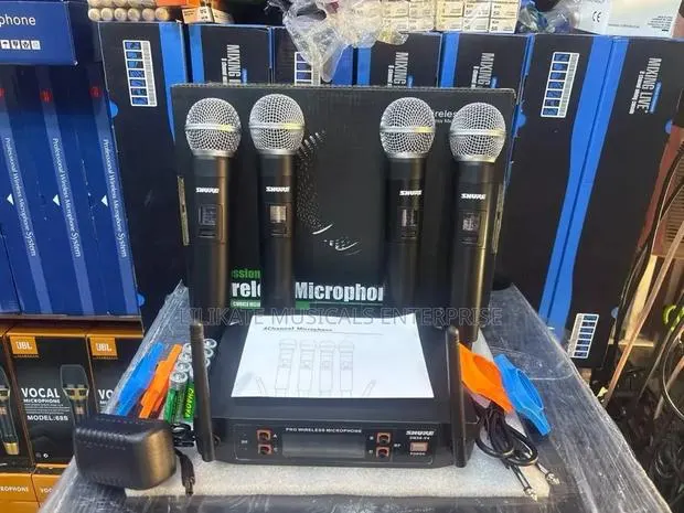 Shure Sm58-V4 4 in 1 Microphone Set · Photo 1