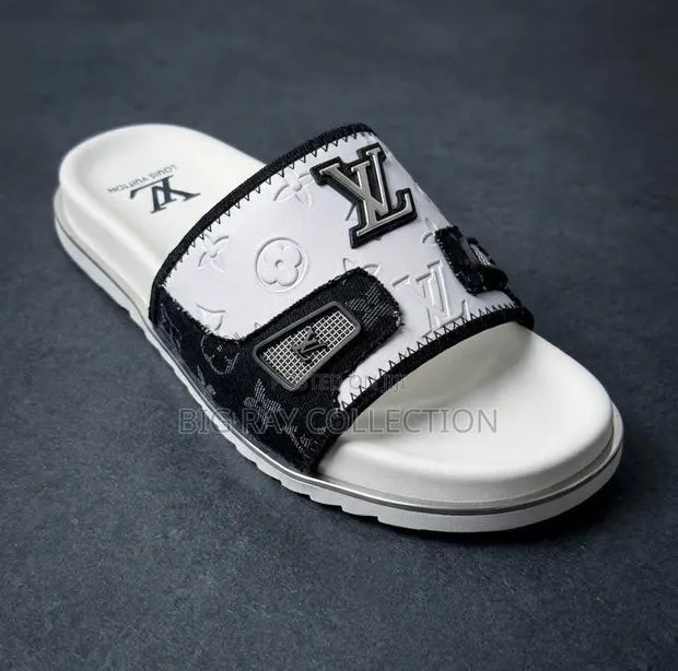 LV Solid Slide · Photo 1