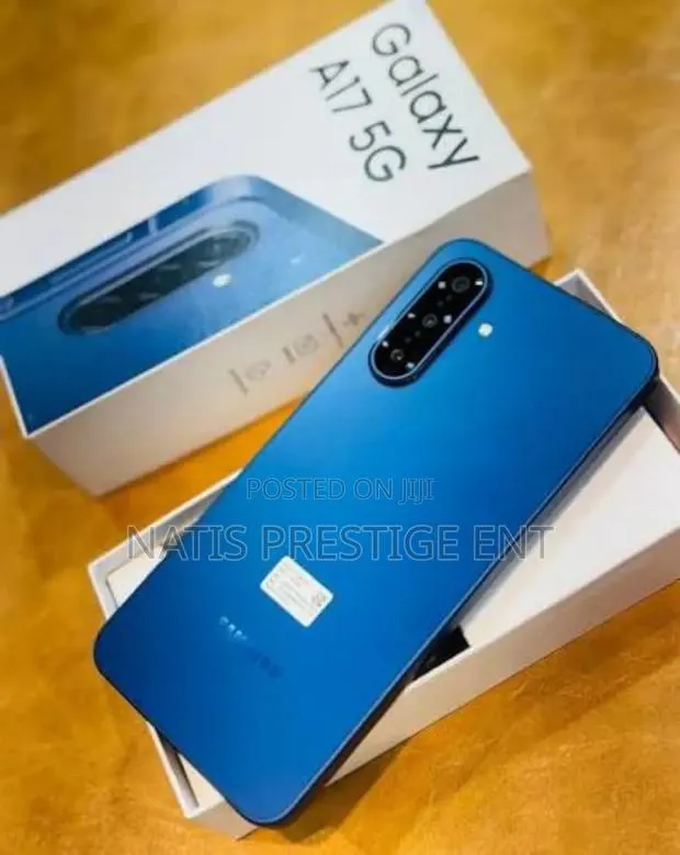 New Samsung Galaxy A17 5G 128 GB Blue · Photo 1