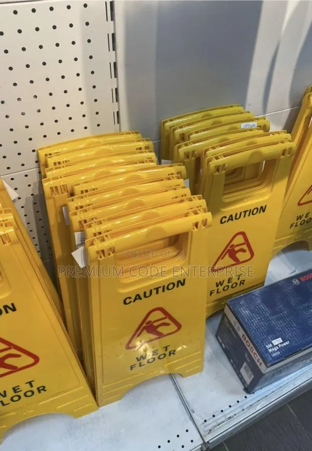 Wet Floor Warning Sign – Cleaning in Progress Safety Caution · Photo 1