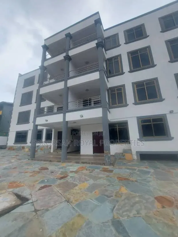2bdrm Apartment in Adjiringanor, Adjiriganor for rent · Photo 1