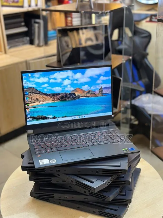 Laptop Dell G15 5511 16GB Intel Core i7 SSD 512GB · Photo 1