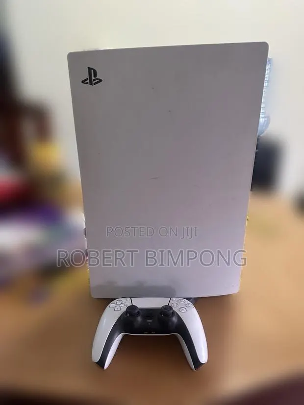 PS5 Standard Digital · Photo 1
