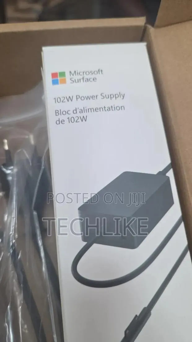 Microsoft Surface Charger · Photo 1
