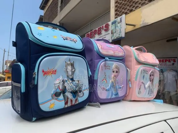 Neat and Spacious Children’S Bag · Photo 2
