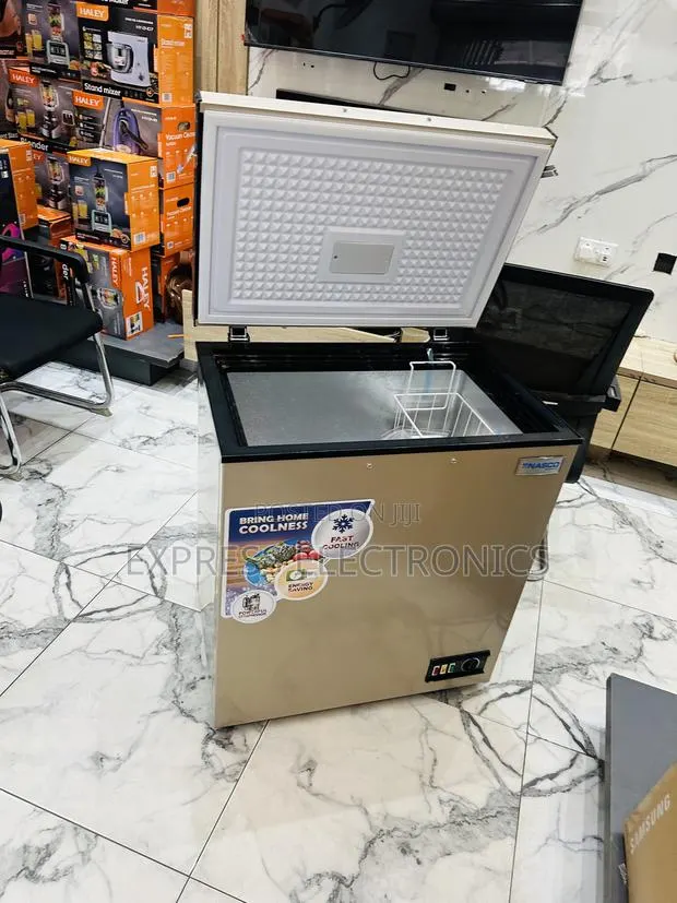 Hot Deal on Chest Freezer Single Door 150l · Photo 1
