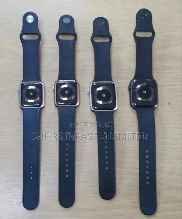 Apple Watch Se · Photo 1