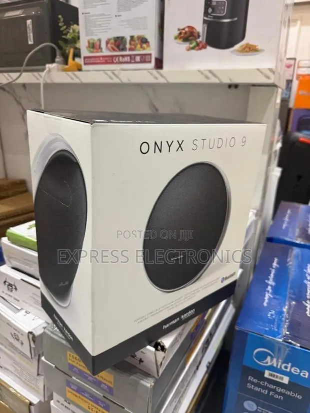 Onxy Studio 9 Bluetooth Speaker Black · Photo 1