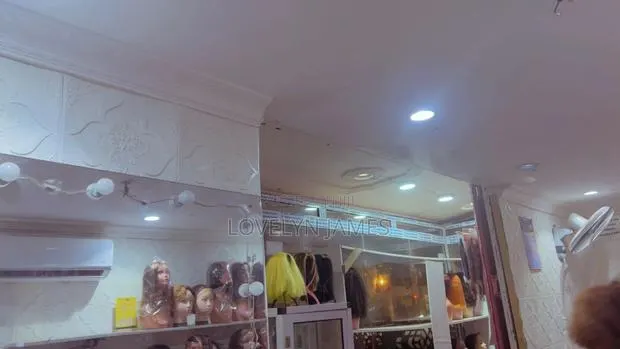 Shop for Sale · Photo 2