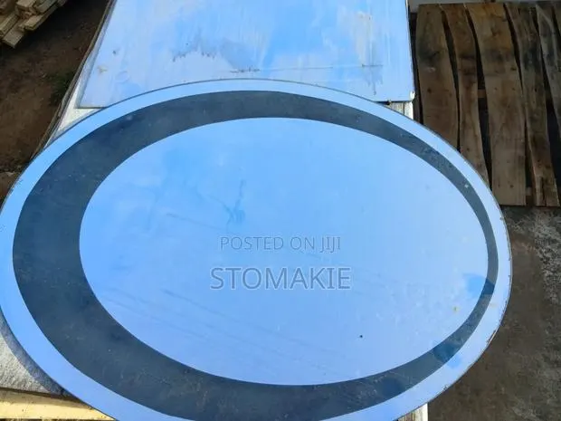 Oval Bathroom Mirror · Photo 1
