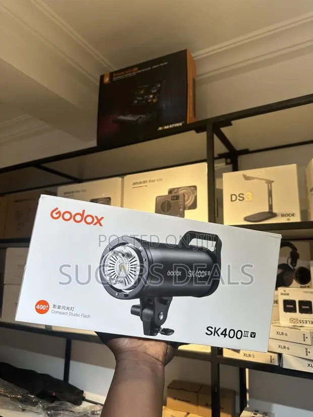 Godox SK400III-V Studio Flash Monolight · Photo 1