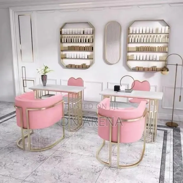 Nail Polish Station · Photo 4