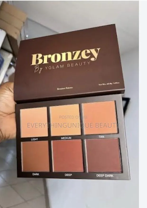 Bronzer by Y Glam Beauty · Photo 1