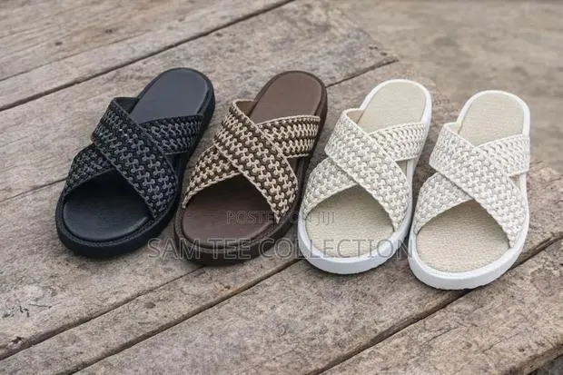 Original Threaded Chunk Slippers. Free Delivery Anywhere in Ghana · Photo 1