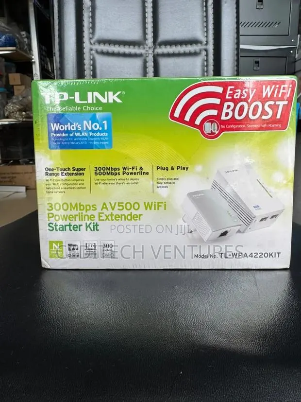 300Mbps AV500 Powerline Wifi Extender Kit · Photo 1