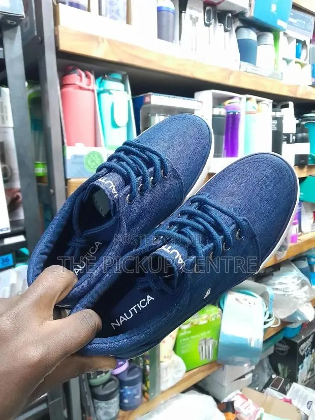 Nautica Fabric Upper Sneakers US= 2 UK = 1 EUROPE = 33 · Photo 1