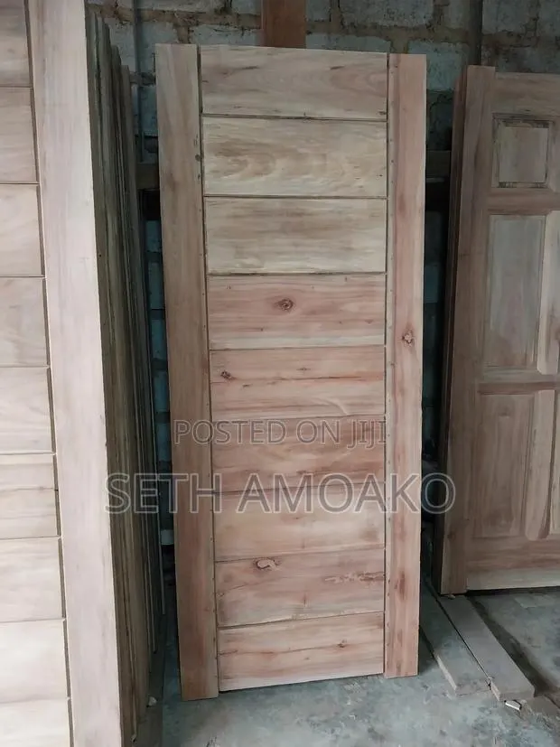 Wooden Doors · Photo 1