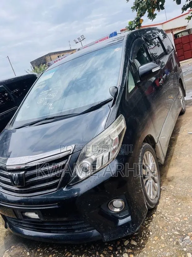 Toyota Alphard 2.4 Petrol FWD 2013 Black · Photo 1